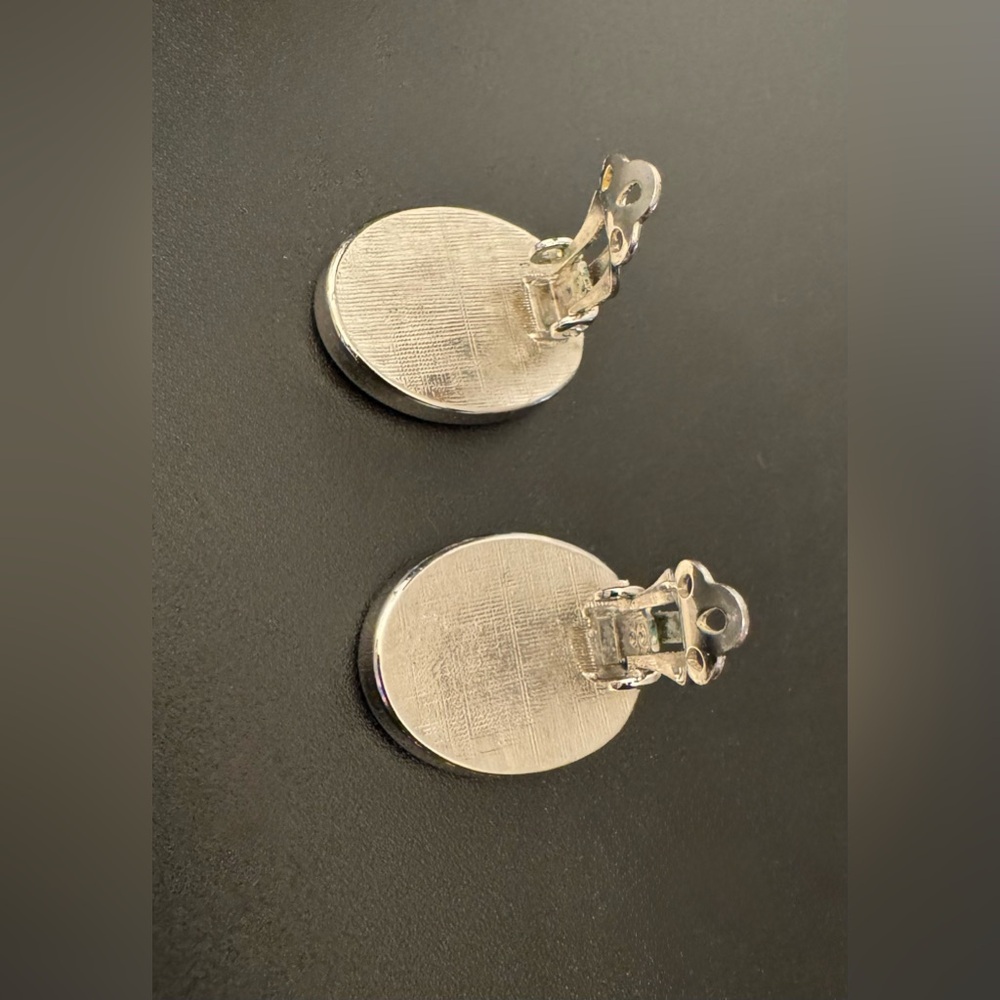 1960s Whiting & Davis Abalone Shell Clip On Earrings Vintage - EUC - Picture 8 of 8